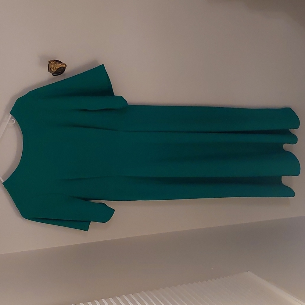 Icone size Small Sea Foam Green Midi Dress